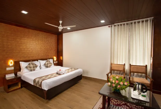 best munnar group tour packages