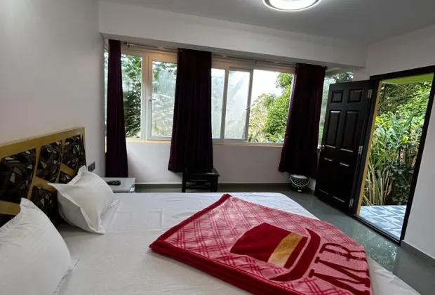 MUNNAR TOUR PACKAGE STANDARD 10