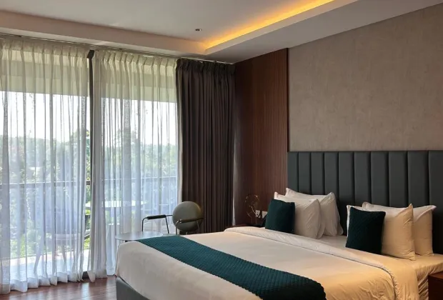 best infinity swimming pool resort in Wayanad